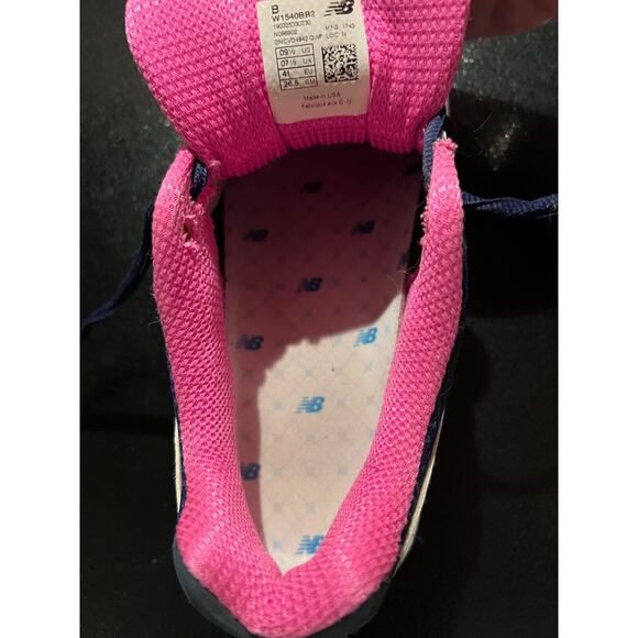 Size 9.5 - New Balance 1540v2 Blue - Picture 15 of 16